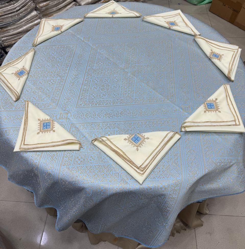 MANTEL TERZ AZUL CELESTE + 8 SERVILLETAS