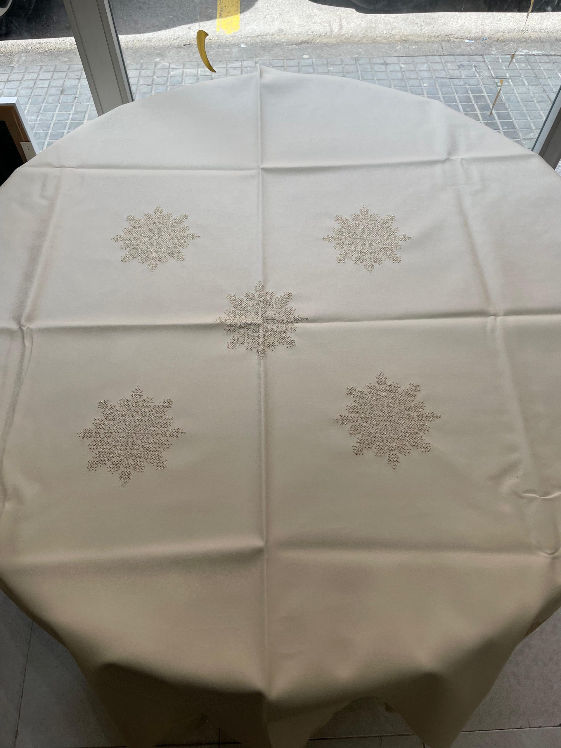 MANTEL POLI PIEL (CUERO), ESTANDAR 140 X 140 - LJERZA- CREAM